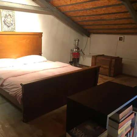 Villa Kaleici Muestakil Bahceli Muhtesem Ev