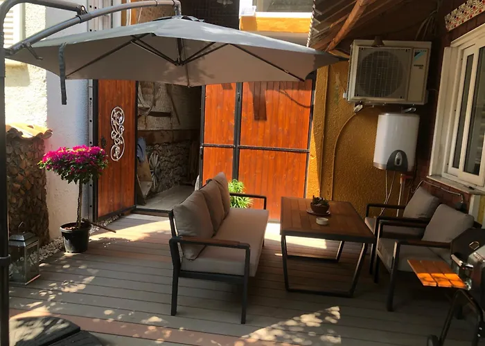 Kaleiçi Müstakil Bahçeli Muhteşem Ev Villa Antalya