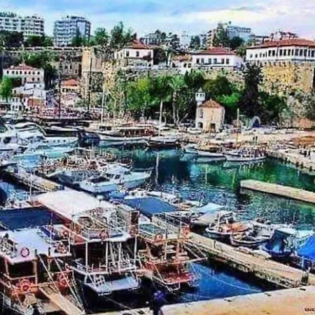 Kaleiçi Müstakil Bahçeli Muhteşem Ev *