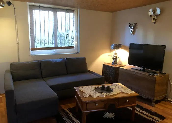 Villa Kaleici Muestakil Bahceli Muhtesem Ev