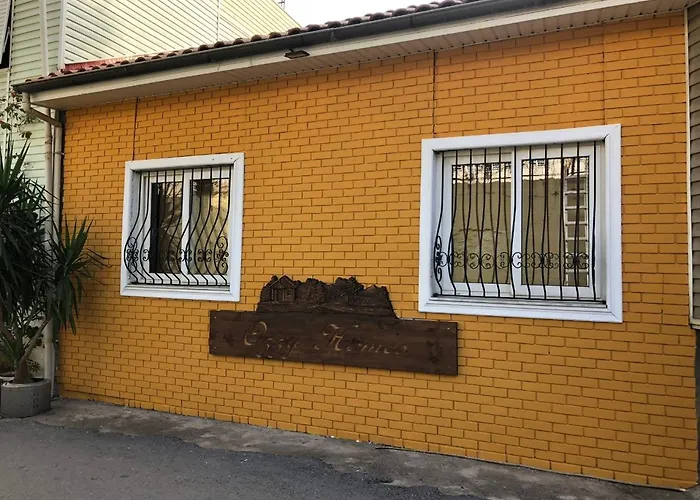 Kaleici Muestakil Bahceli Muhtesem Ev Villa
