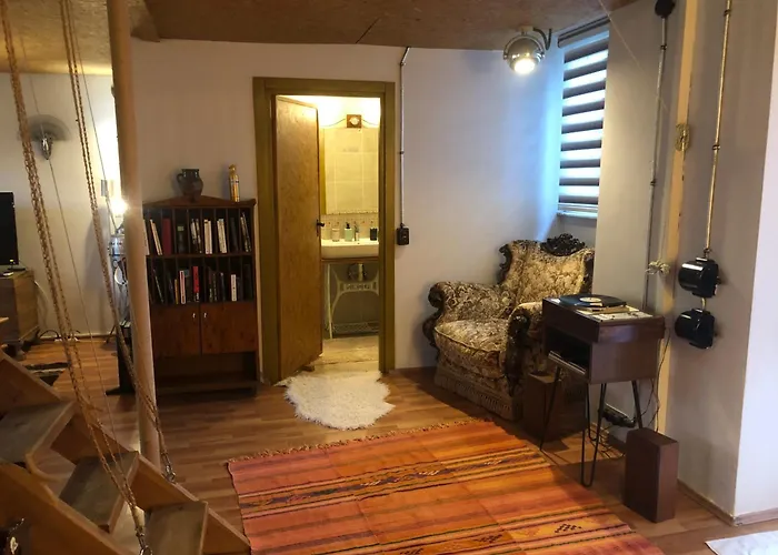 Kaleici Muestakil Bahceli Muhtesem Ev Antalya